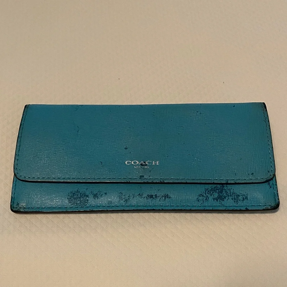 Coach Turquoise Blue Rectangular Vintage Fix-Up Distressed Project Wallet - Picture 1 of 13